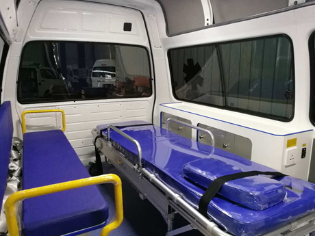 Ambulancia médica americana